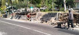 Pembangunan Talud Kemadang Kulon